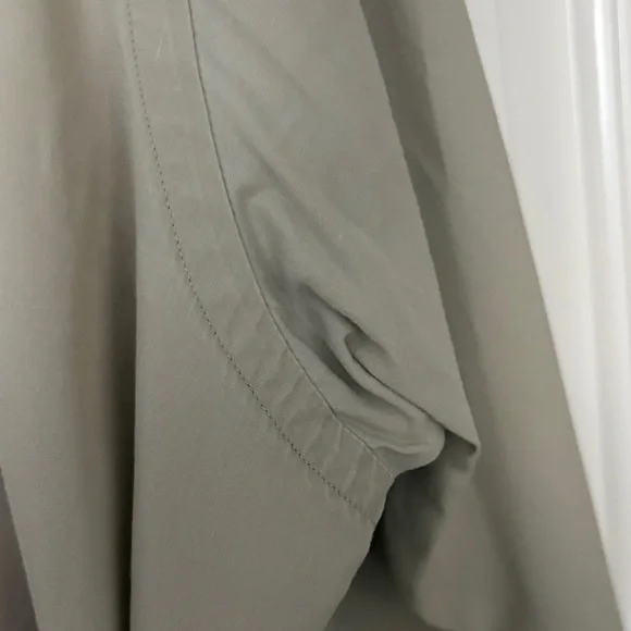 Giorgio Armani Men's Light Tan Button Down Shirt - Picture 8 of 9